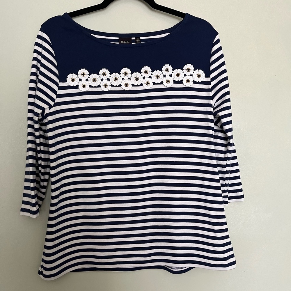 Rafaella Striped Top with Daisies - size XL